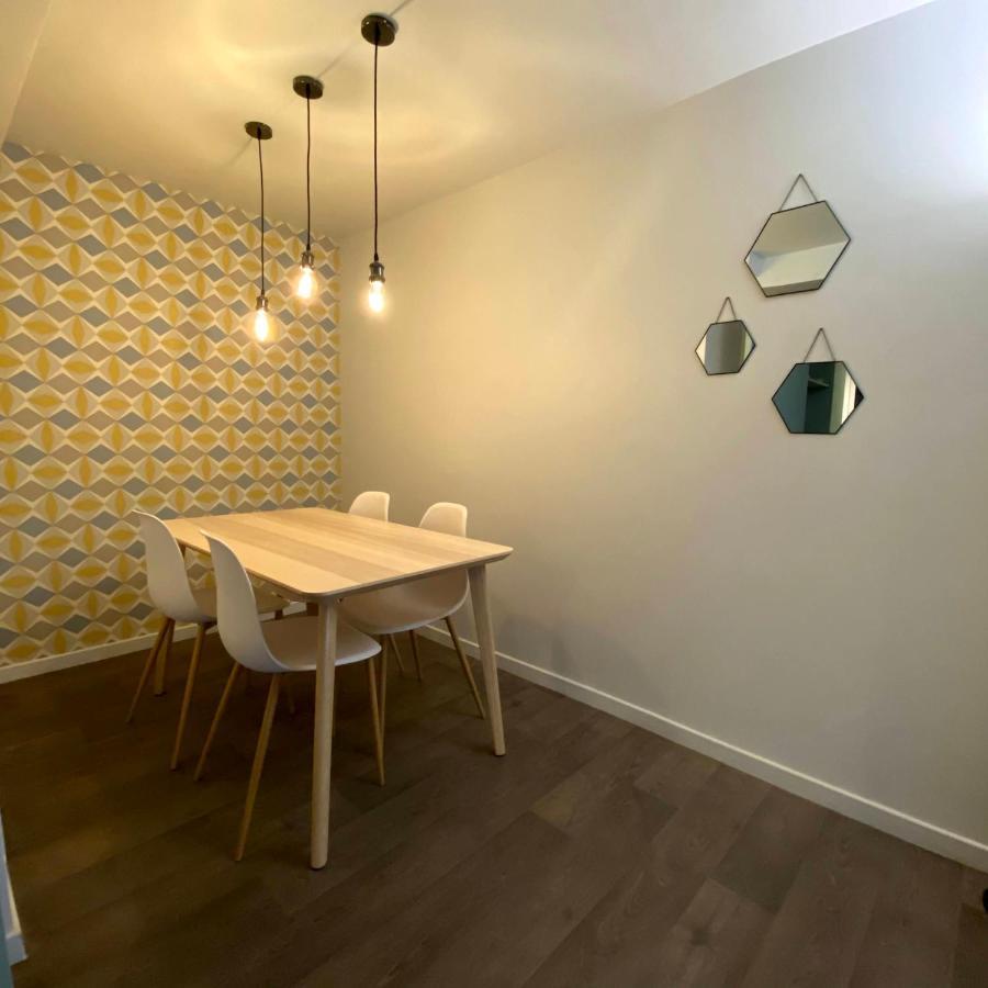 Au 10 Bed & Breakfast Luisant Luaran gambar